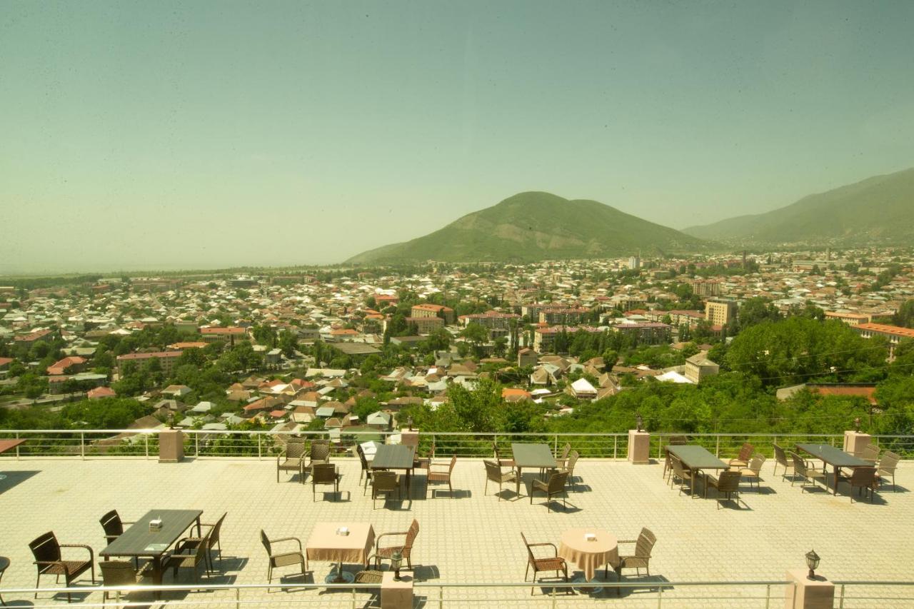 Ruma Qala Hotel Şǝki Eksteriør billede
