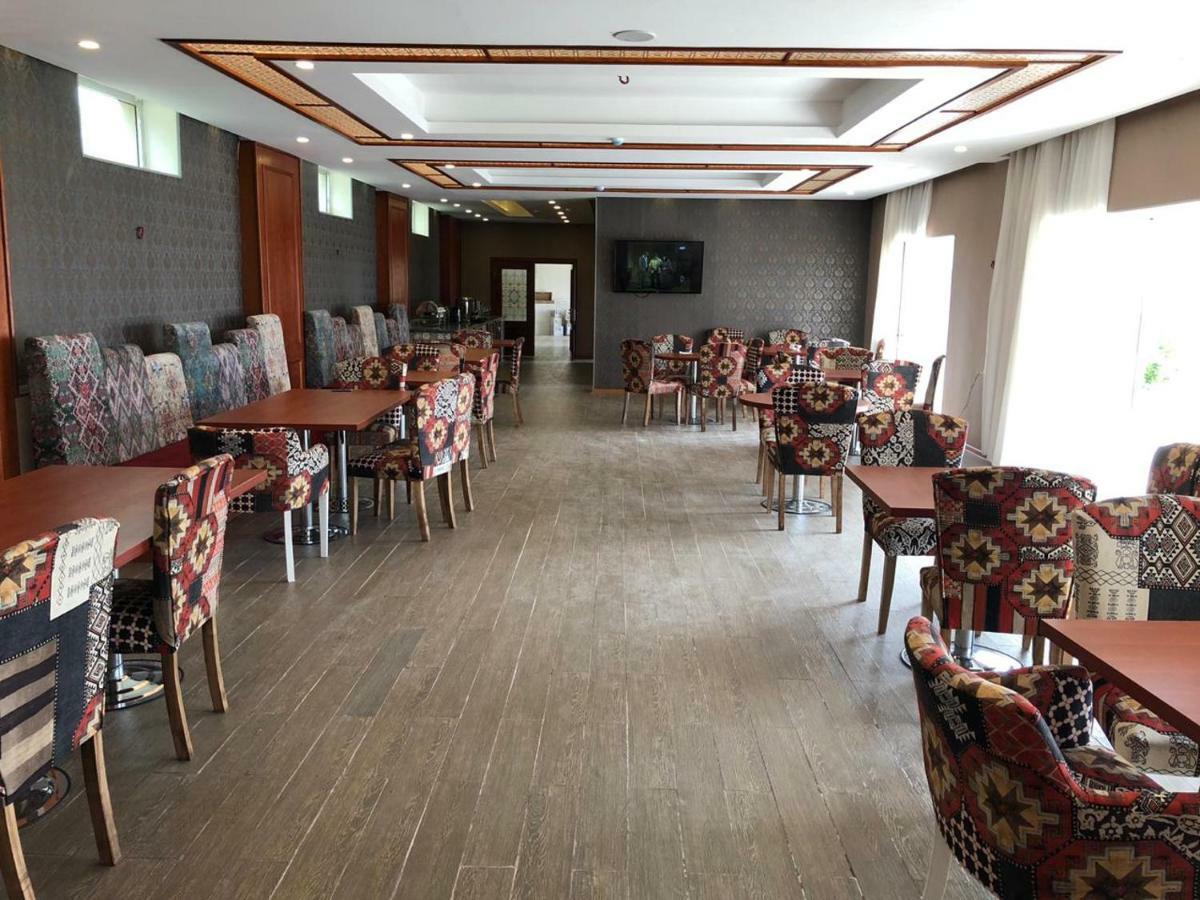 Ruma Qala Hotel Şǝki Eksteriør billede